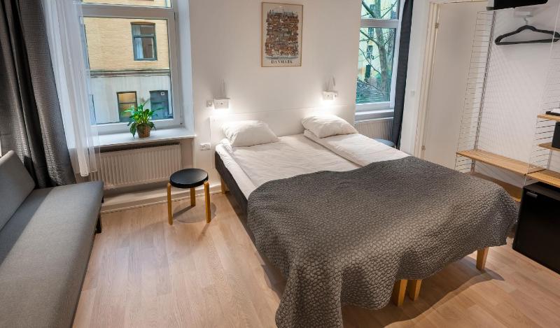 Superior Double or Twin Room image 2