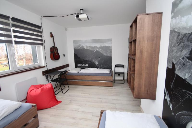 Family Room image 1
