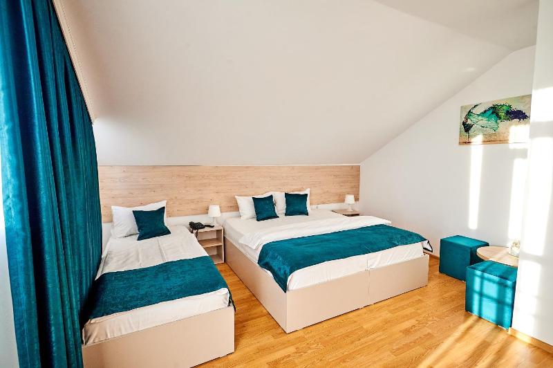 Double or Twin Room - Attic image 3