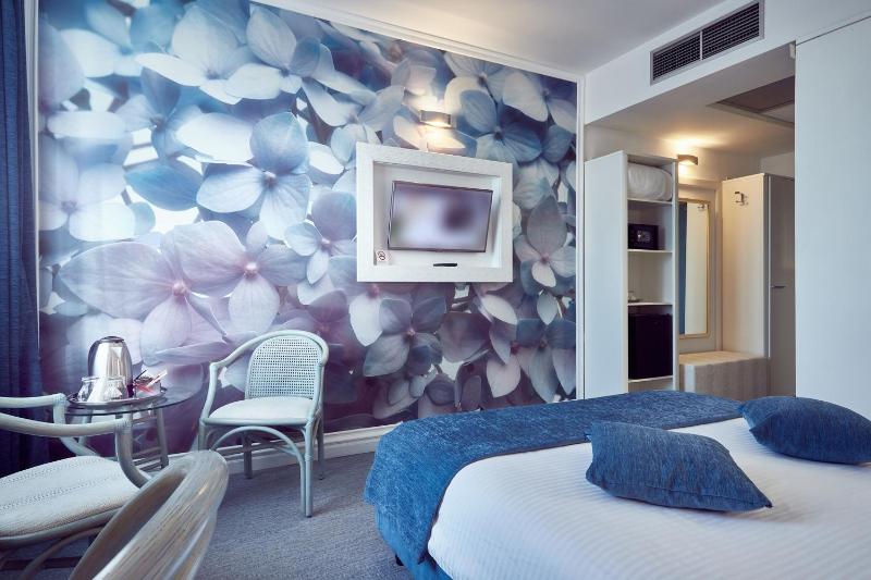 Standard Single Room image 4
