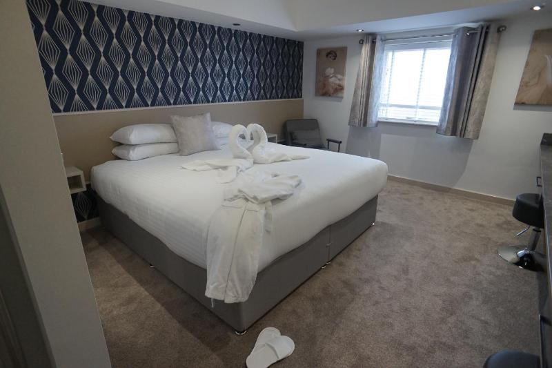 King Room image 2