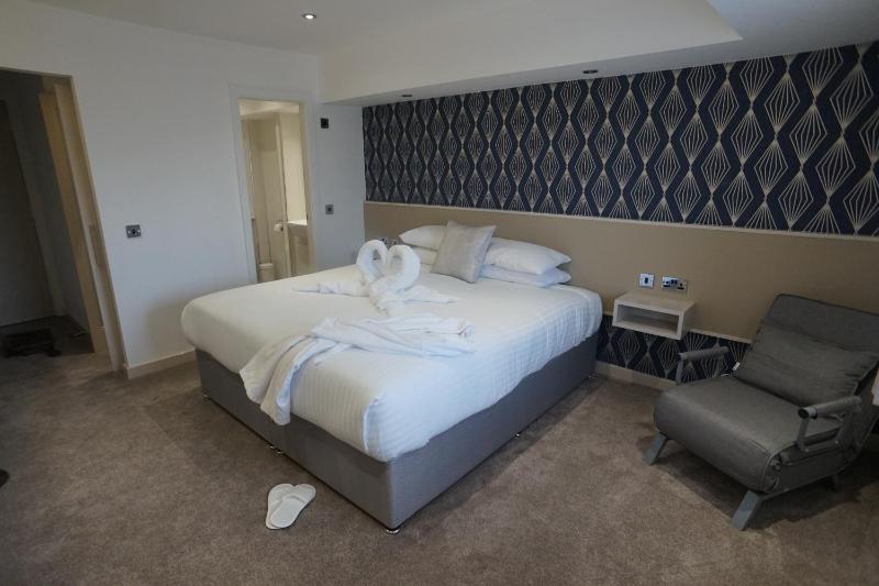 King Room image 4