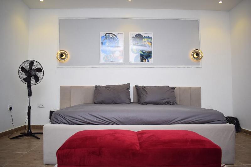 Luxury Apartments - image 1