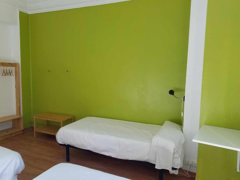Russafa Youth Hostel - image 10