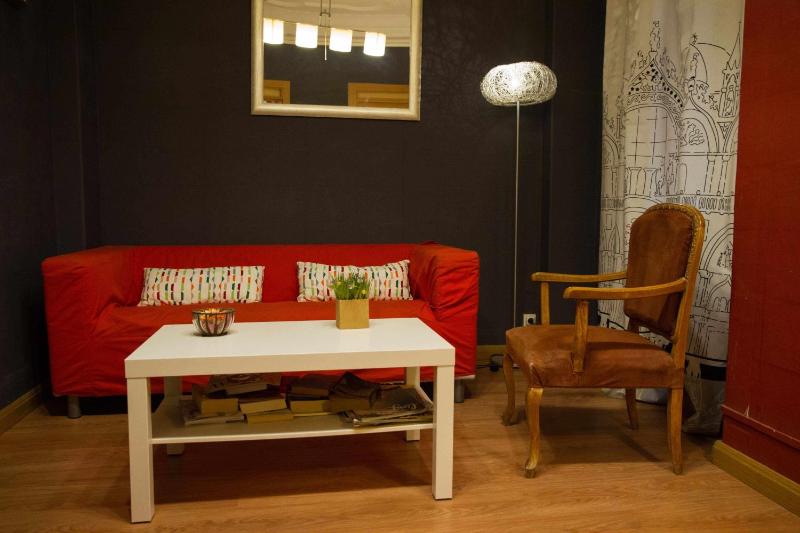 Triple Room with Shared Bathroom image 4