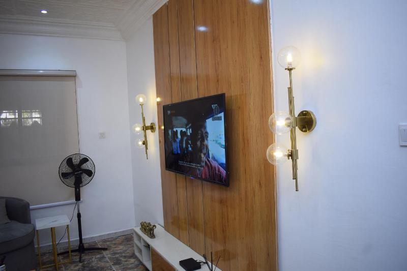 Luxury Apartments - image 4