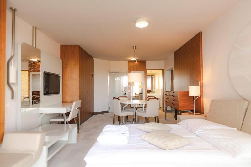 Suite image 4