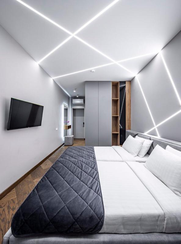 Standard Twin Room image 3