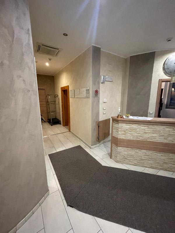 Triple Room image 2