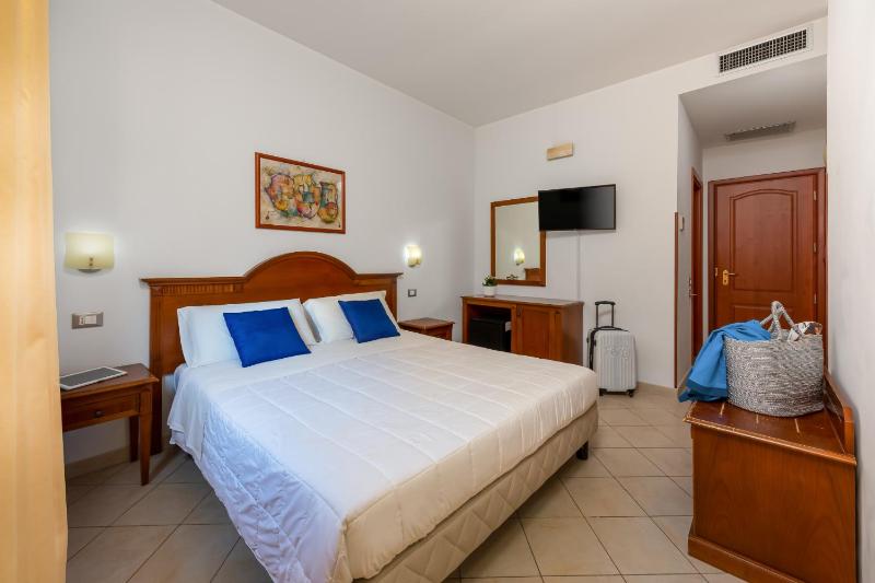 Helios Hotel - image 31