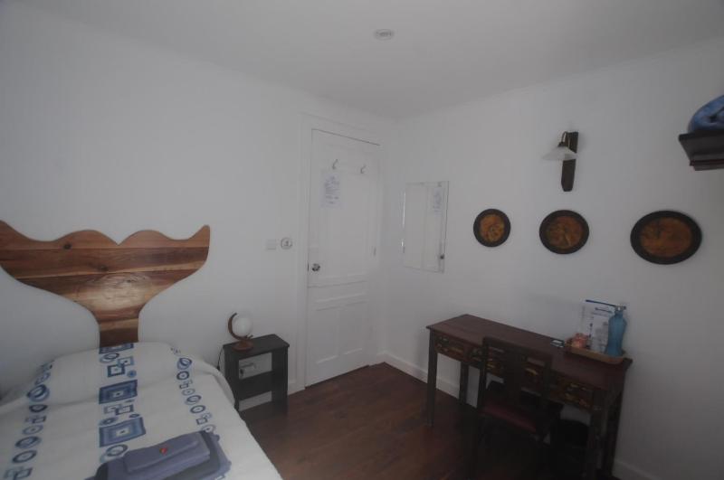 Single Room image 1