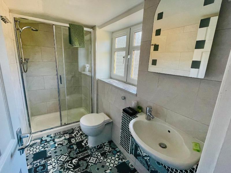 Deluxe Double Room with Sea View image 2