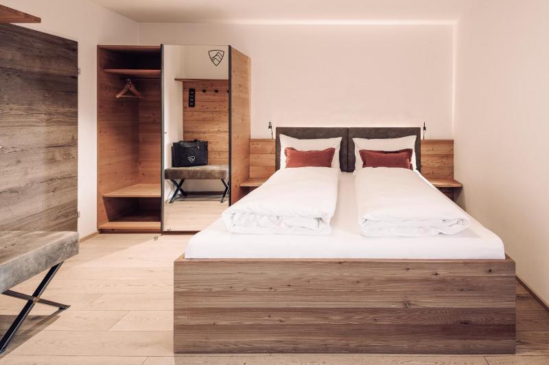 Double Room with Mountain View image 1