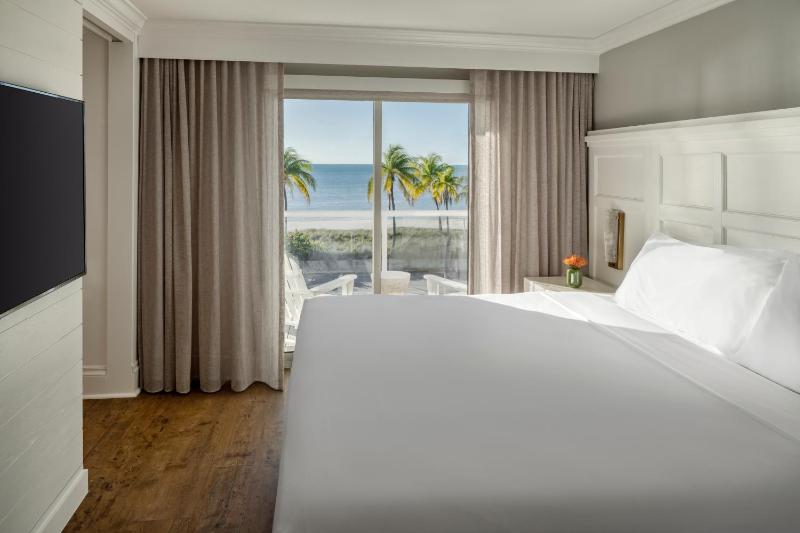 King Suite with Ocean View image 2