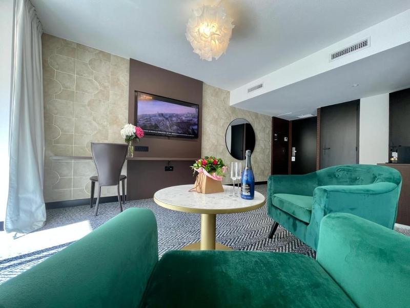 Suite image 1