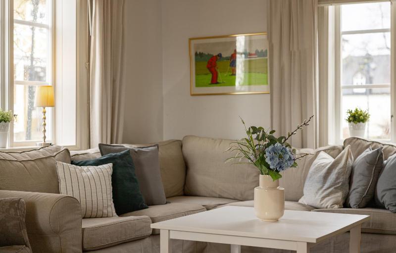 Two-Bedroom Suite with Ocean View image 1