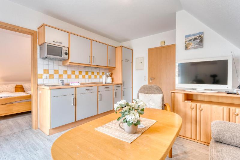 Apartment with Balcony image 4