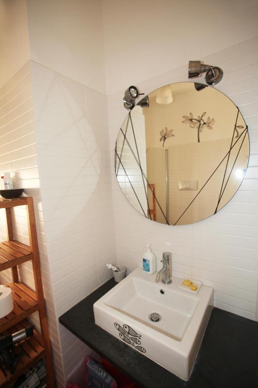 Double or Twin Room with Shared Bathroom image 4