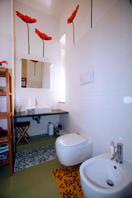 Double or Twin Room with Shared Bathroom image 3