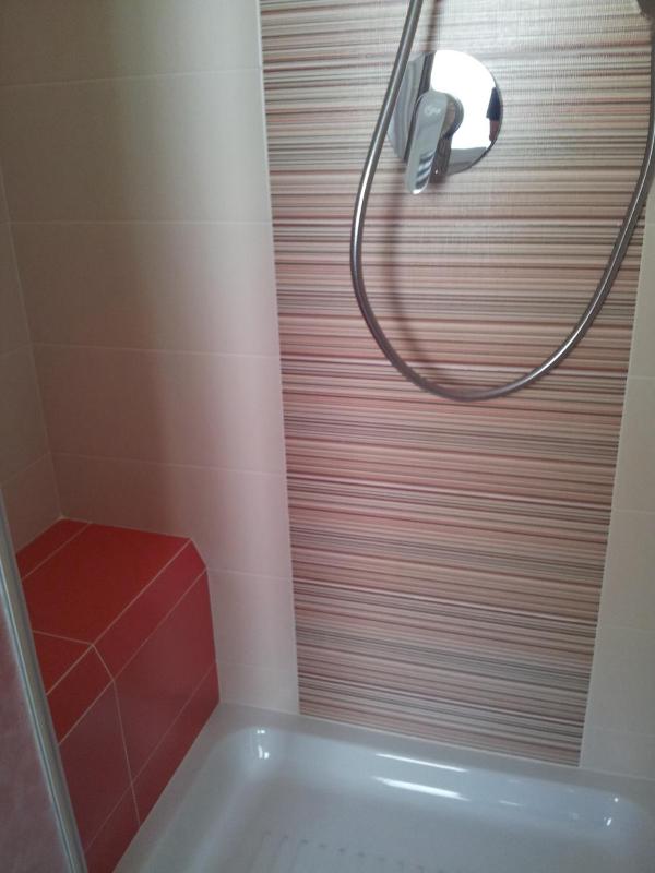 Deluxe Quadruple Room image 2