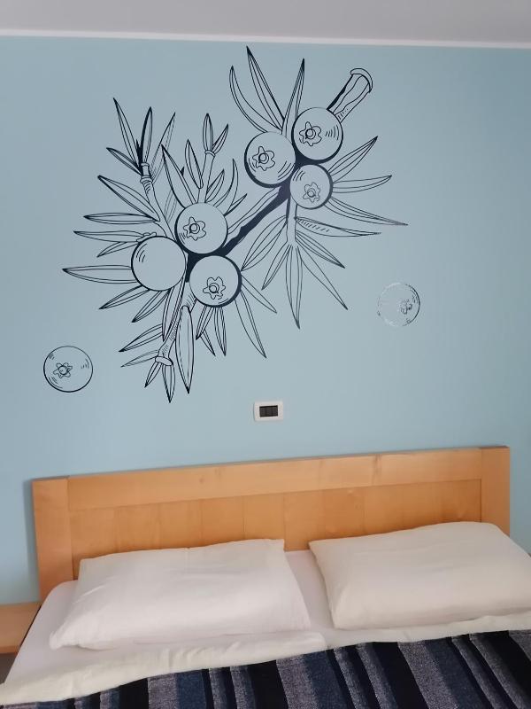 Triple Room with Private Bathroom image 2