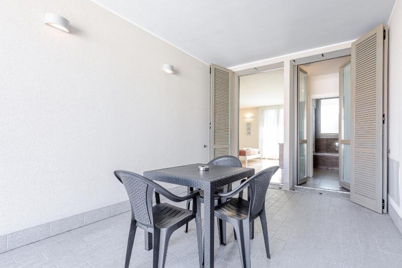 Apartment with Terrace image 4