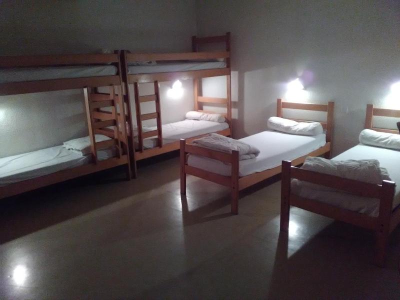 Dormitory Room (6 Adults) image 1