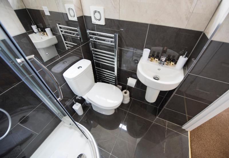 Standard Single Room image 3