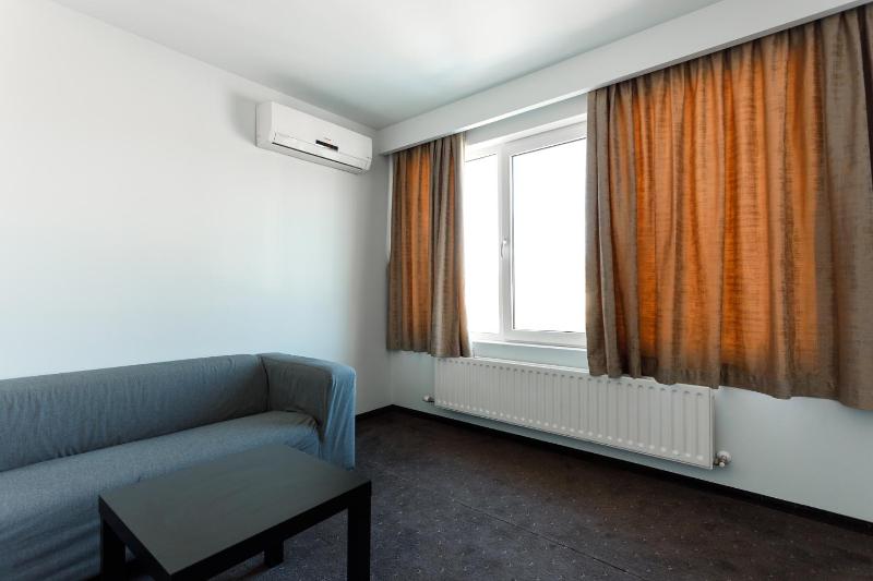 Triple Room with Private Bathroom image 2