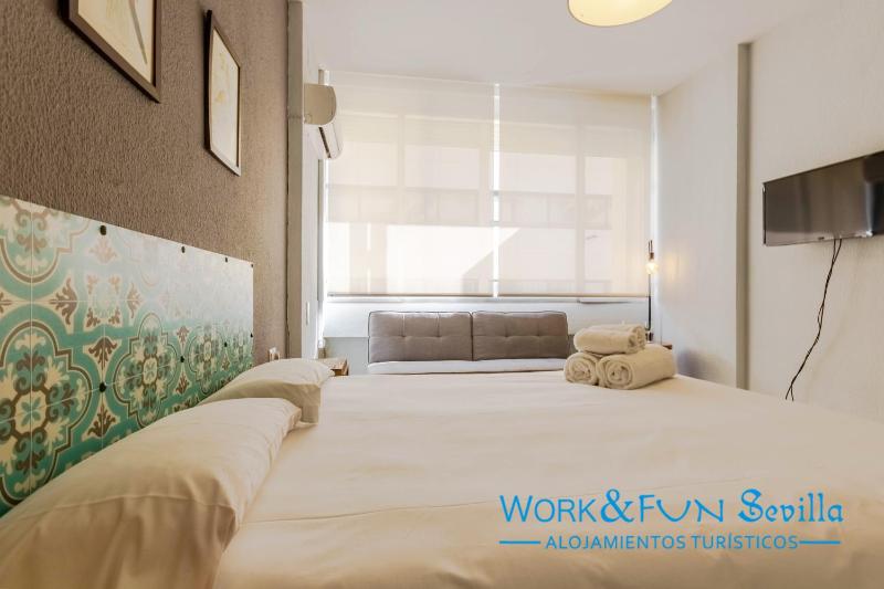 Apartamento La Campana en Centro Sevilla - image 5