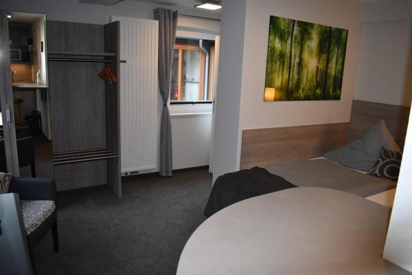 Deluxe Single Room image 4
