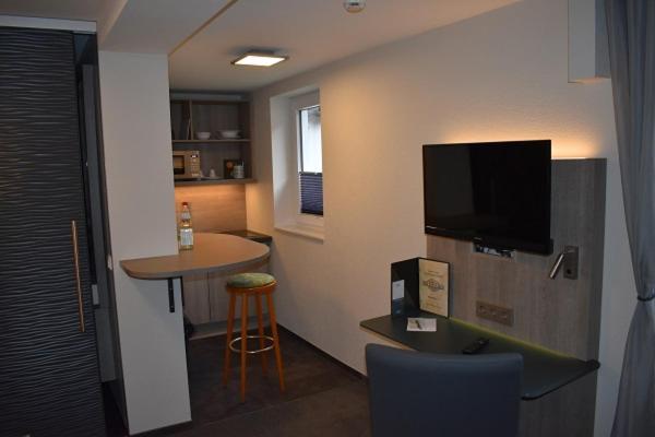 Deluxe Single Room image 3