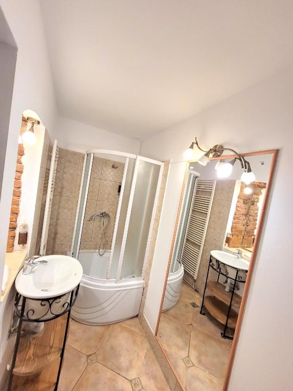 Family Studio image 2