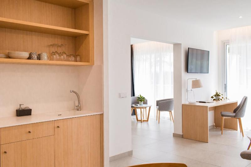 Hotel Gran Sagitario - image 34