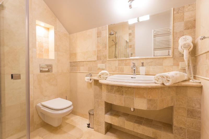 Deluxe Apartment image 3