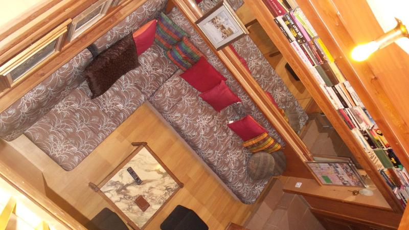 Studio Apartment image 4