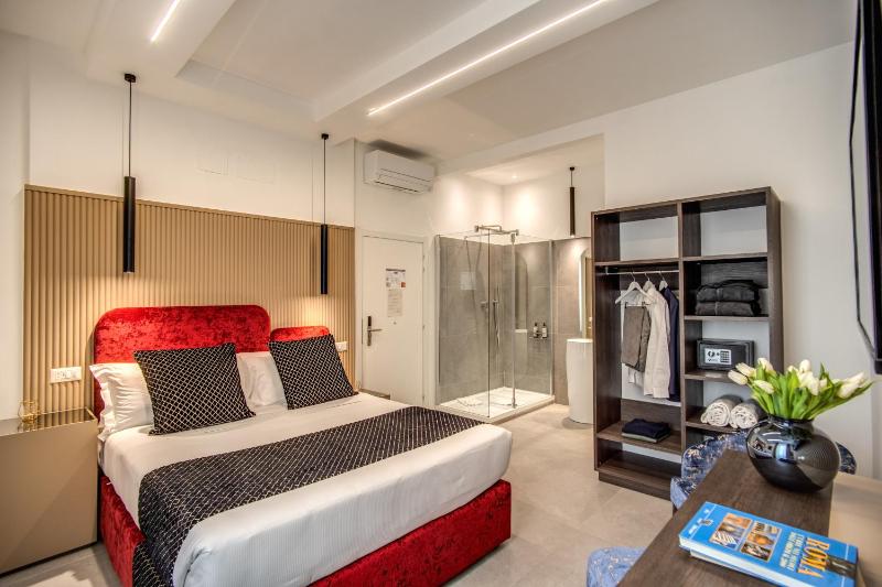 Superior Double Room image 3