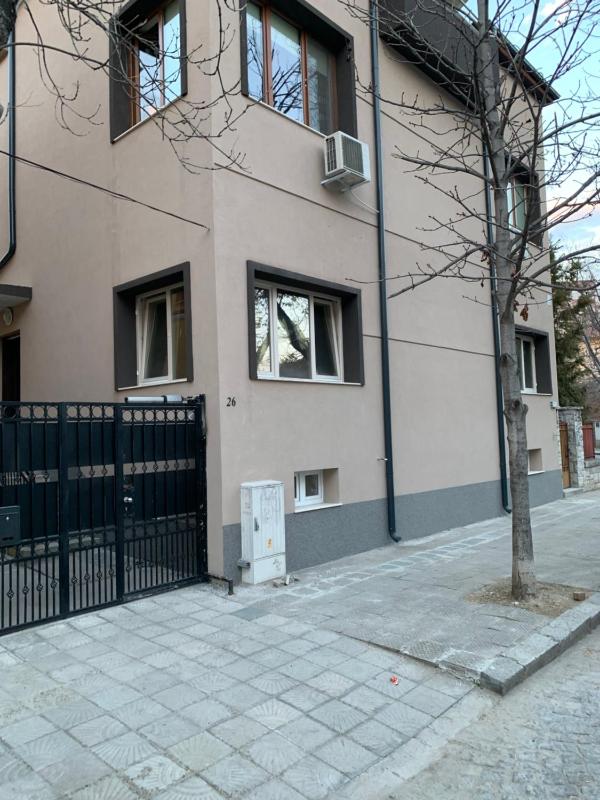 Trakia Street Apartment - image 5
