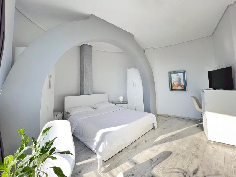 Family Room with Sea View image 1
