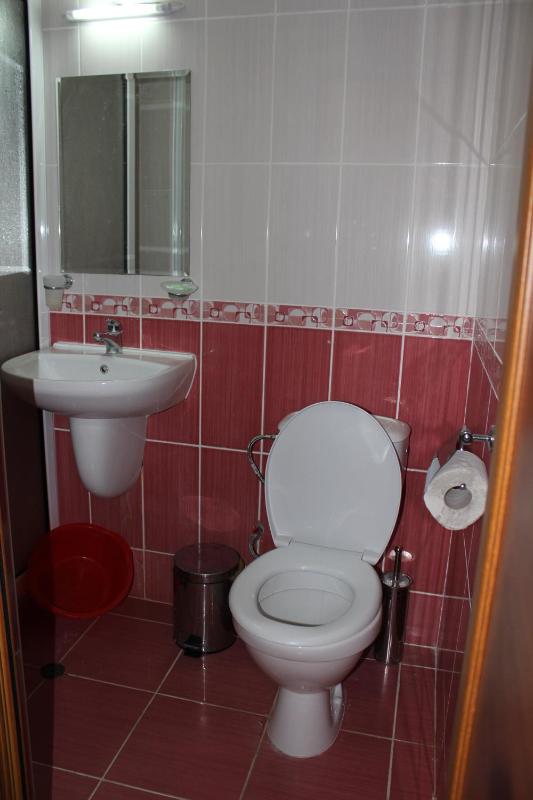 Quadruple Room with Balcony image 3