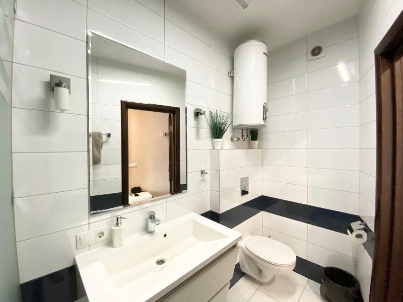 Most City Center Studio Apartment - image 14
