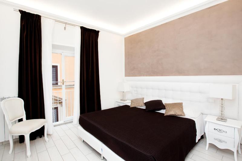 Classic Double or Twin Room image 1