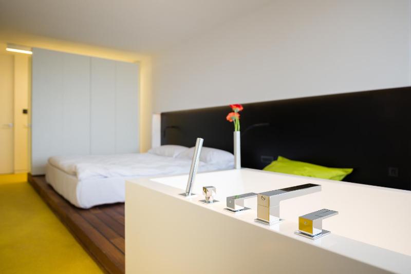 Exclusive Room 5* image 1