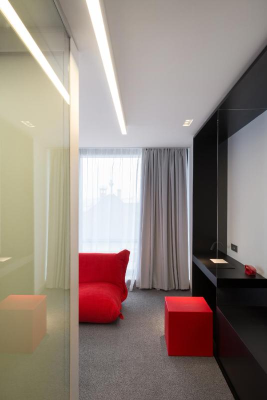 Suite 5* image 4