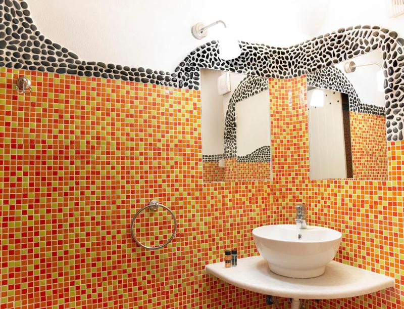 Suite - Split Level image 2