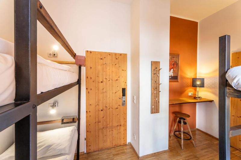 Quadruple Room with Private Bathroom image 4