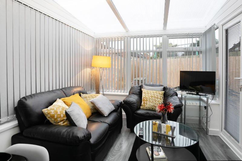 Nottingham Top Serviced Home - Chayil Experts - image 7
