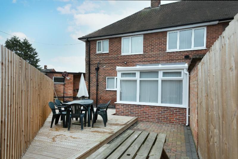 Nottingham Top Serviced Home - Chayil Experts - image 25