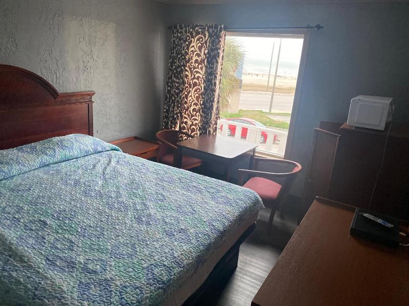 King Room image 2