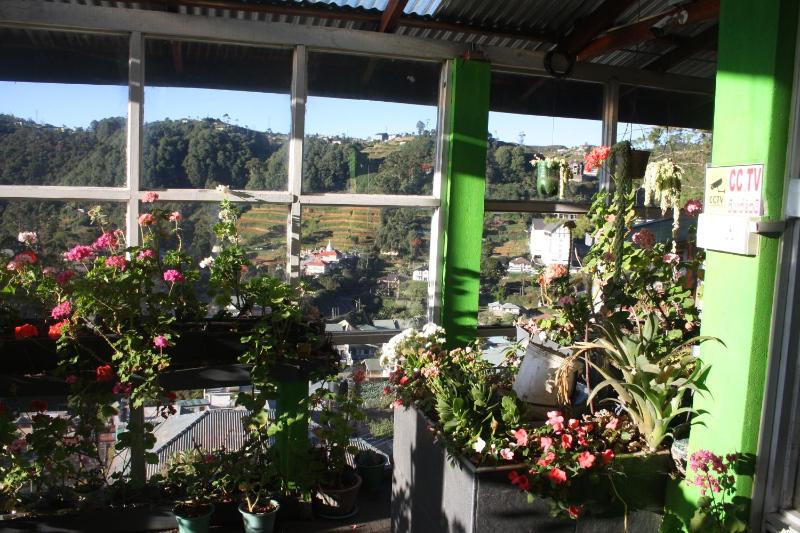 Bezel Bungalow Nuwara Eliya - image 10